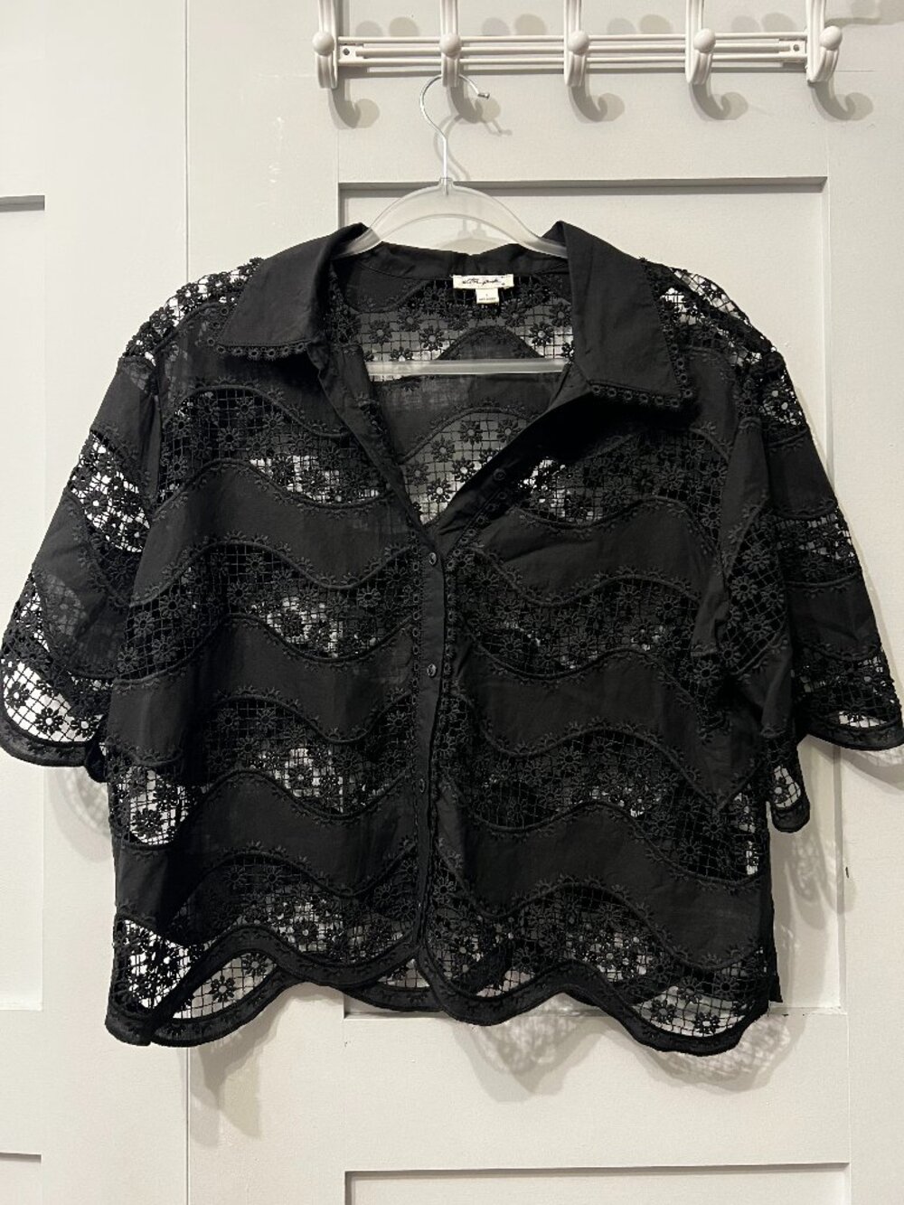 Floral cropped button-up